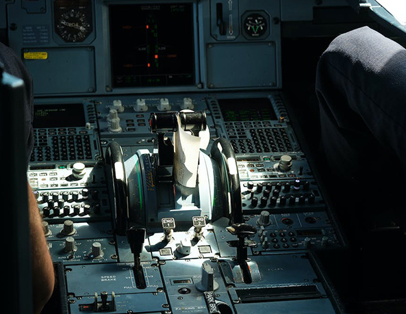 Pilotendesk.nl pilotenleningvia manders en de Punder financieeladvies